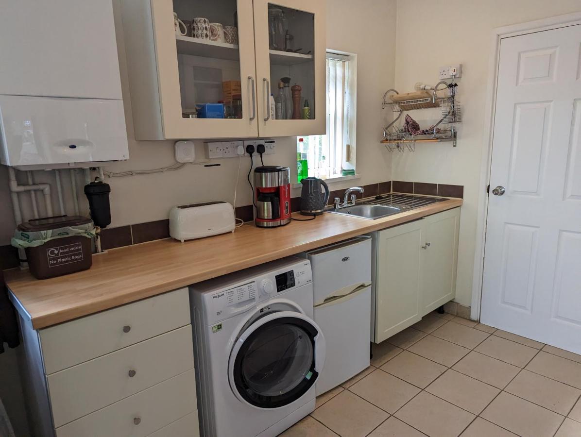 Bristol Self-Catering Studio+Kitchen+Parking エクステリア 写真